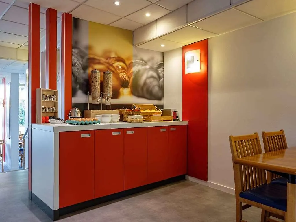 Ibis Cannes Plage La Bocca