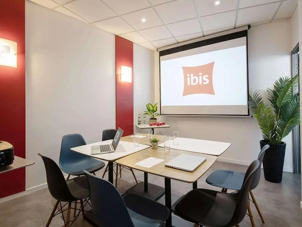 Hotel Ibis Cannes Plage La Bocca