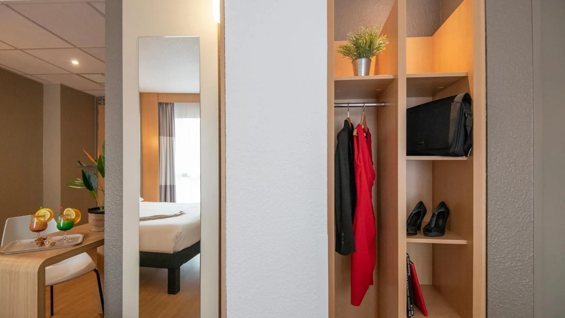 Hotel Ibis Cannes Plage La Bocca