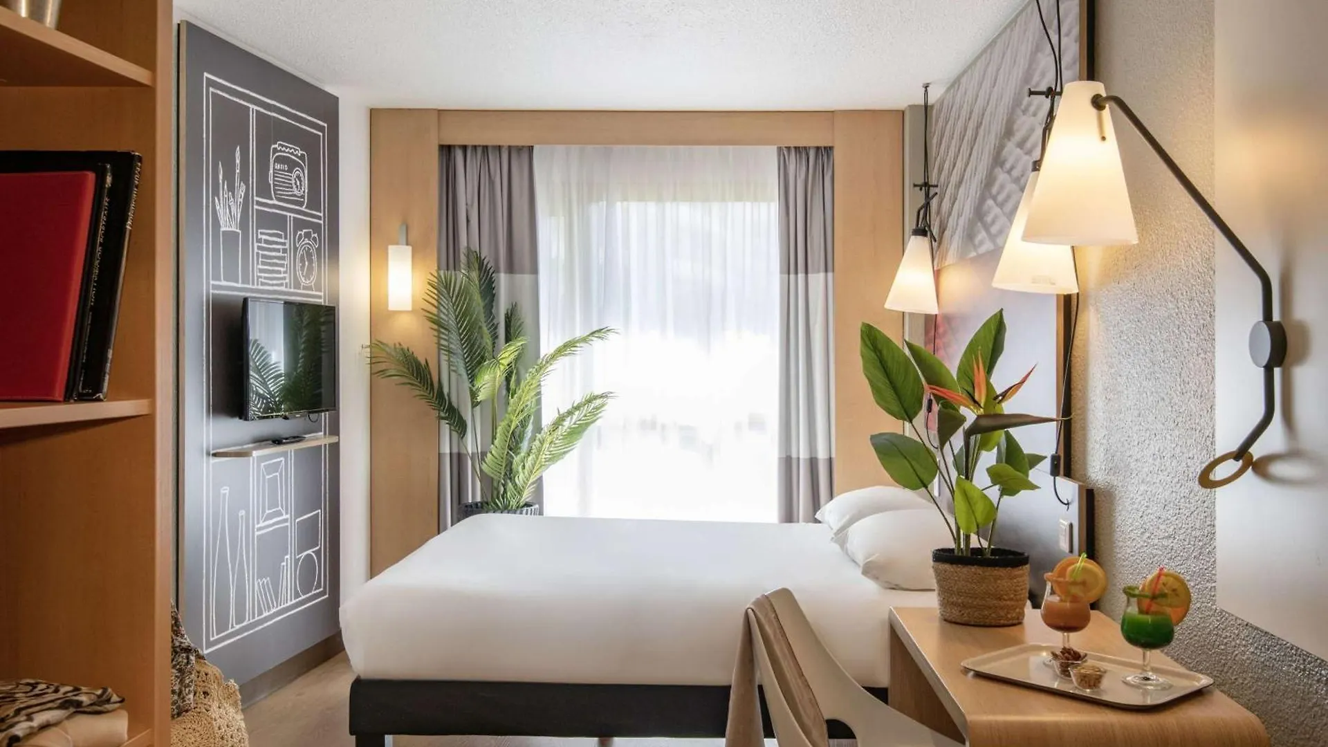 Ibis Cannes Plage La Bocca